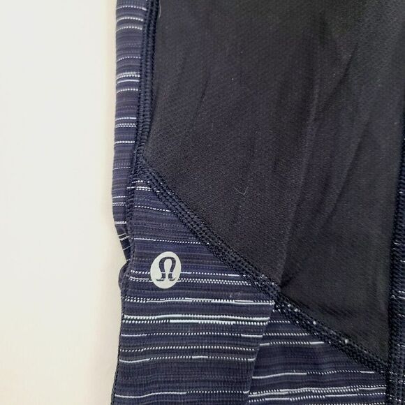 Lululemon Cropped Leggings 4 Black White Print Ruched Mesh Calves Side Pockets - Picture 8 of 9